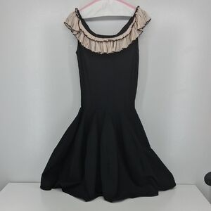 Alexander McQueen Black Off the shoulder mini dress size Medium